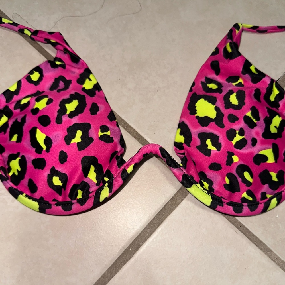 Bikini set - Picture 4 of 7